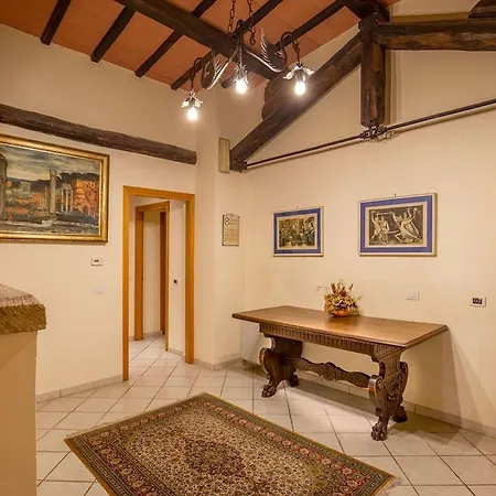 מלון Hotel Selva Candida