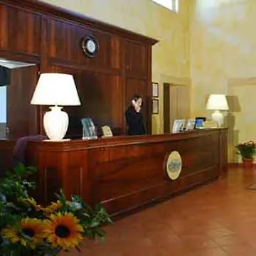 Hotel Selva Candida Szálloda 3*